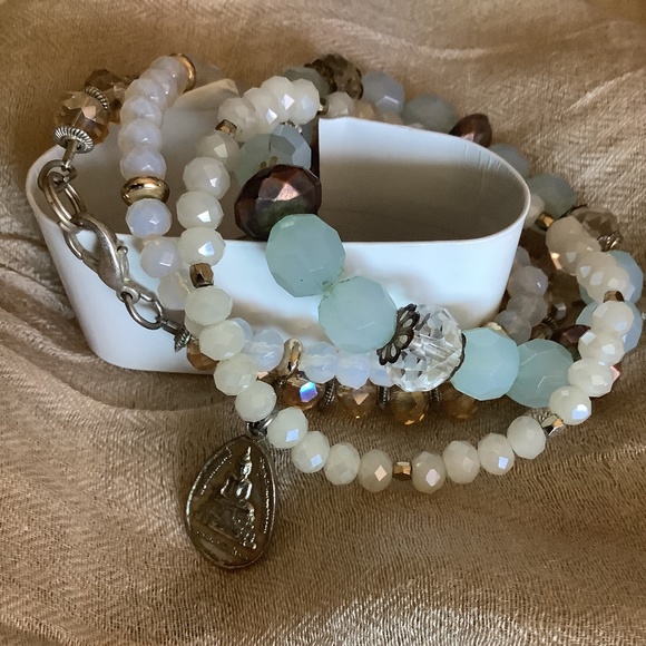 Mix of 4 bracelets - Picture 3 of 4